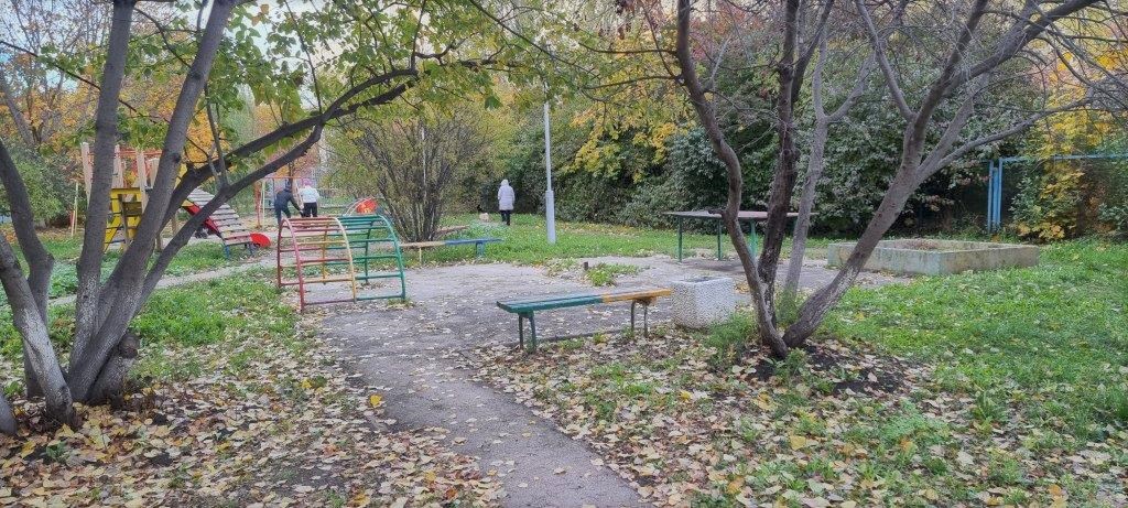 2. Мой любимый двор - восстановление детских и спортивных площадок на дворовой территории многоквартирного дома № 48 по ул. 70 лет Октября (5).jpg 2. Мой любимый двор - восстановление детских и спортивных площадок на дворовой территории многоквартирного дома № 48 по ул. 70 лет Октября (5).jpg